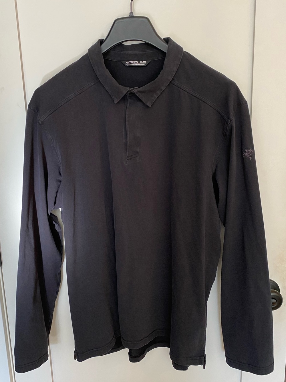 Arc'teryx Men's Long-Sleeve Polo — Black